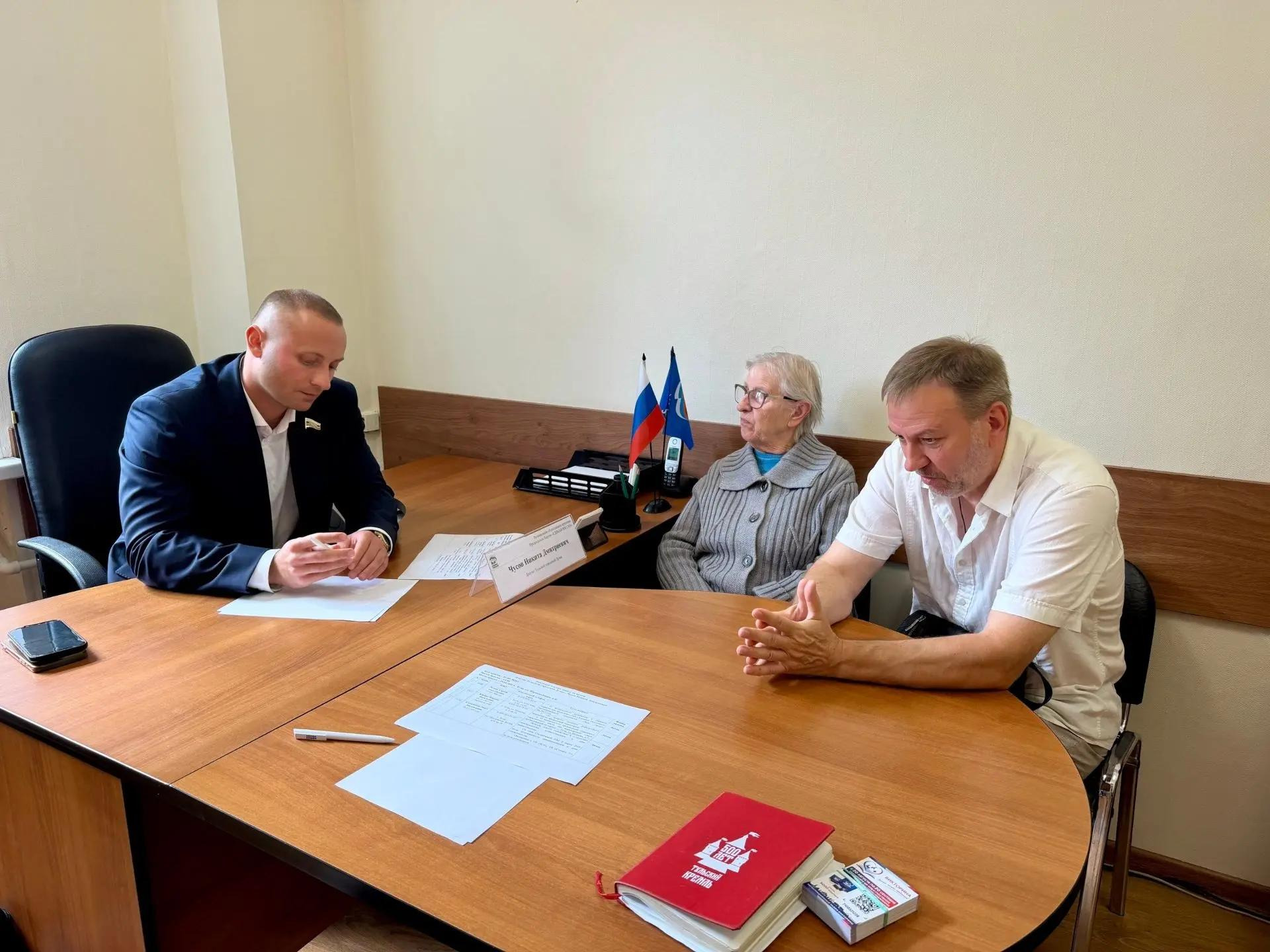 Никита Чусов провел прием граждан.