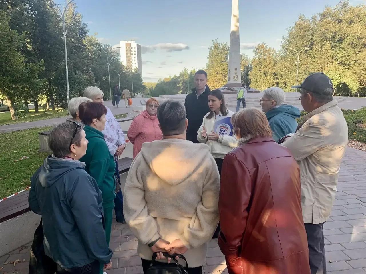 Депутаты встретились с активом ТОС в Советском округе.