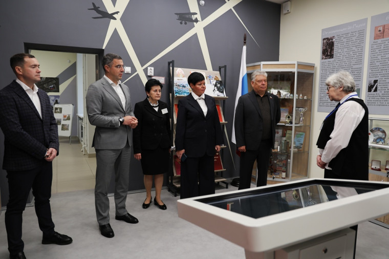 В центре образования № 26 открыли школьный стоматологический кабинет.