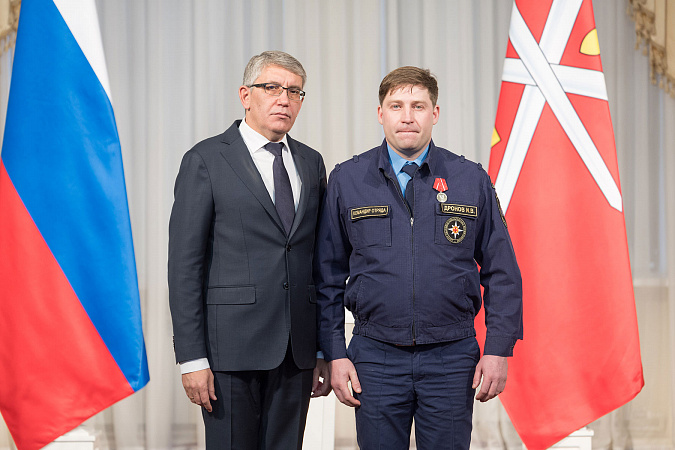 Дмитрий Миляев вручил награды тулякам.