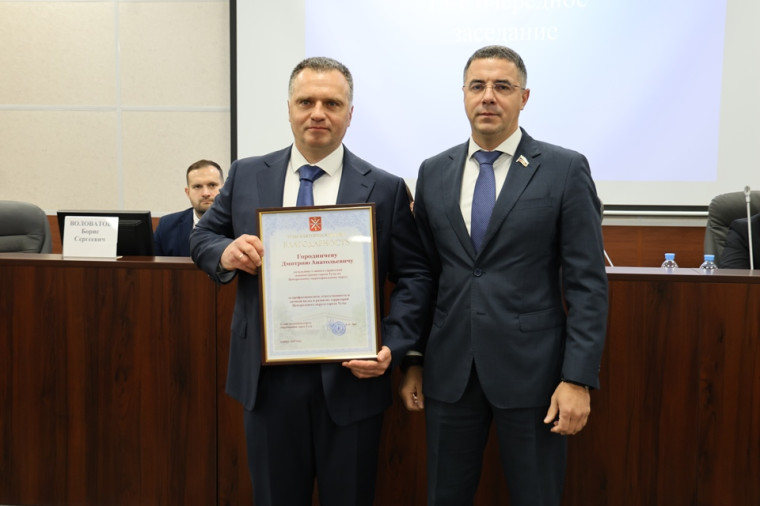 Алексей Эрк вручил награды отличившимся тулякам.