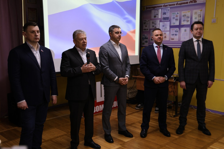 В рамках акции «Улыбка детства» в двух школах Новомосковска открылись стоматологические кабинеты.