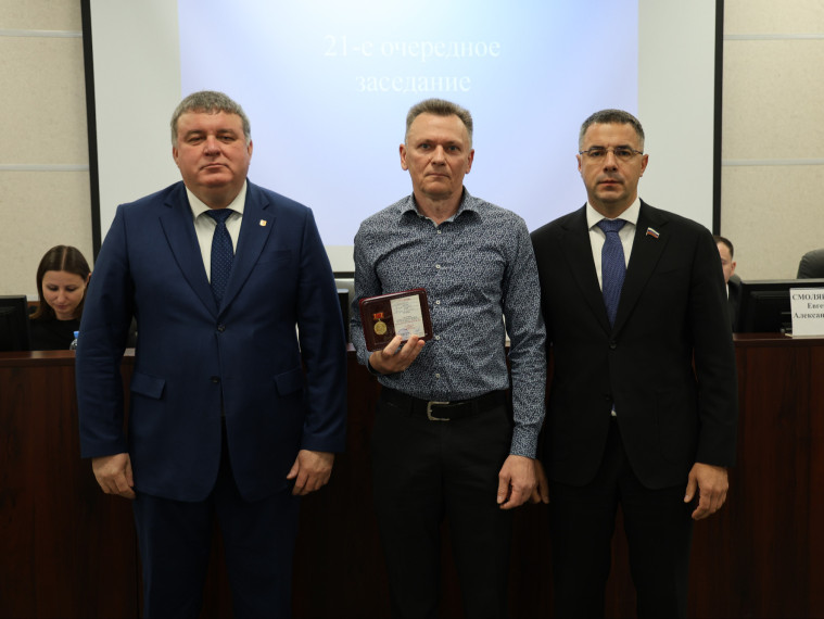 Руководители Тулы вручили награды отличившимся тулякам.